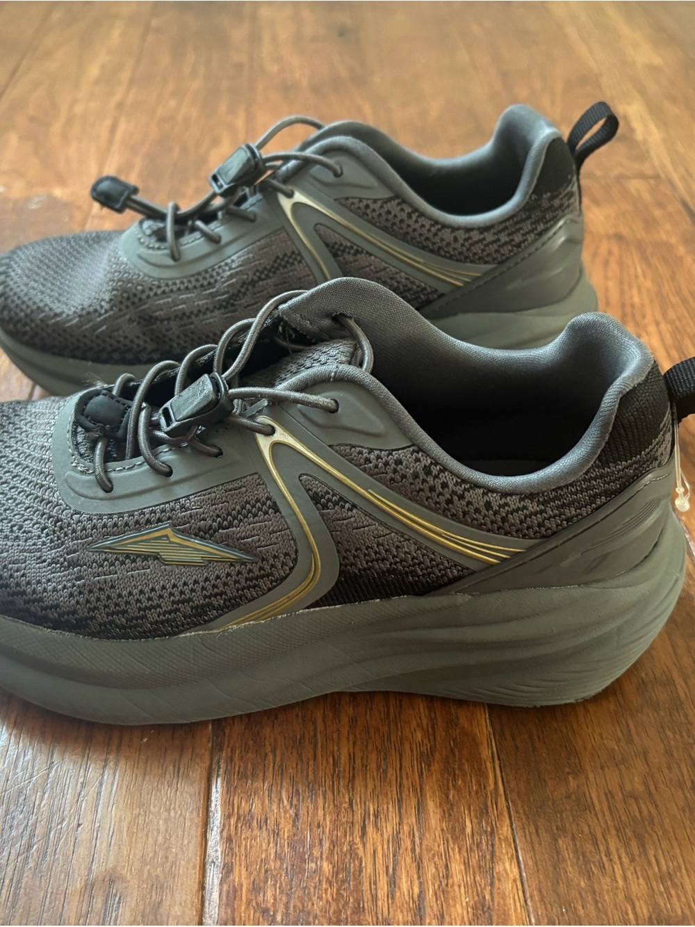 Avia Size 3 Boys Running Shoes Slip On Sneakers Athletic Black Gray